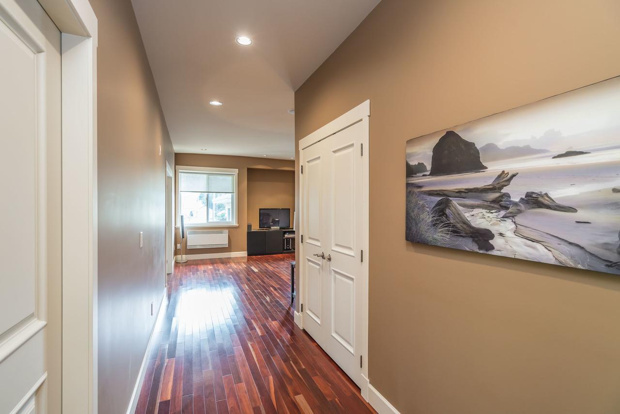 Luxury Penthouse Downtown Nanaimo公寓 外观 照片